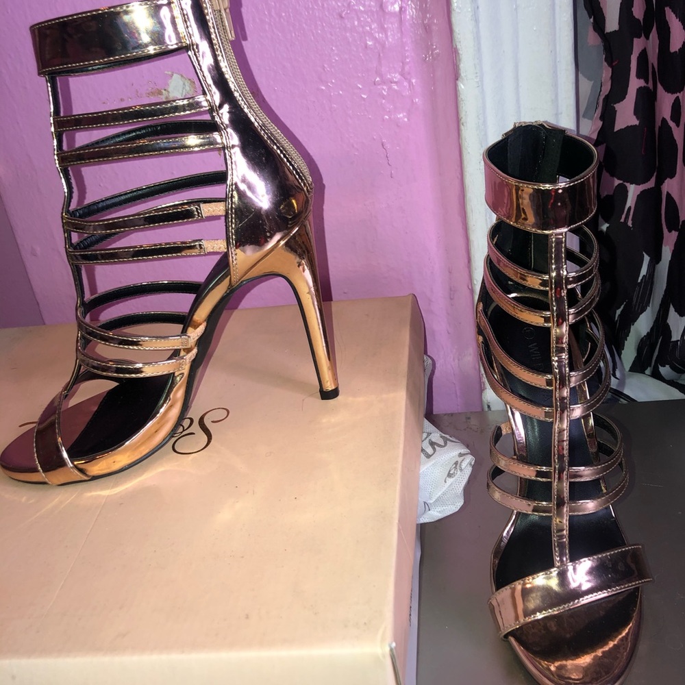 Patent Strap heels